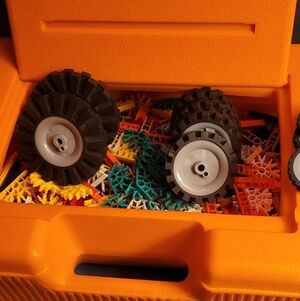 Vintage K'Nex with original Orange case